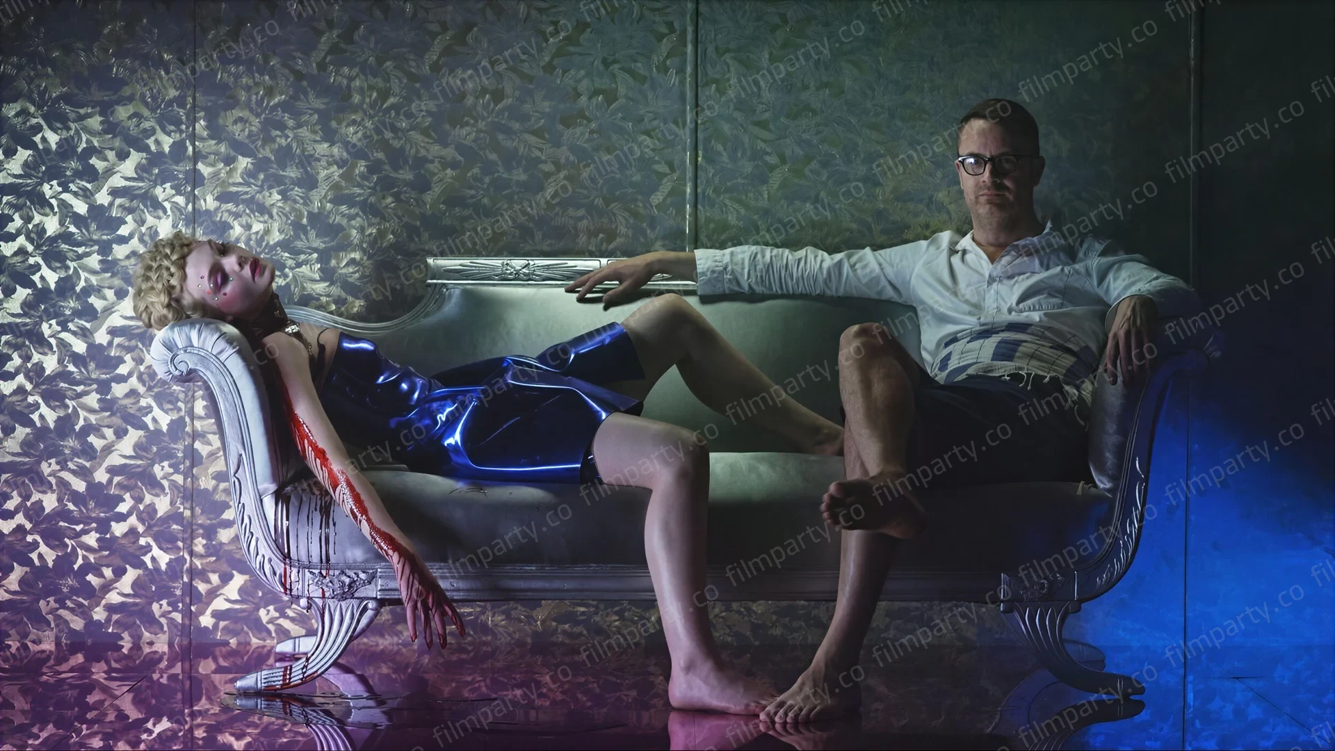 پوستر فیلم شیطان نئون (The Neon Demon 2016) - تماشای آنلاین و دانلود از فیلم پارتی
