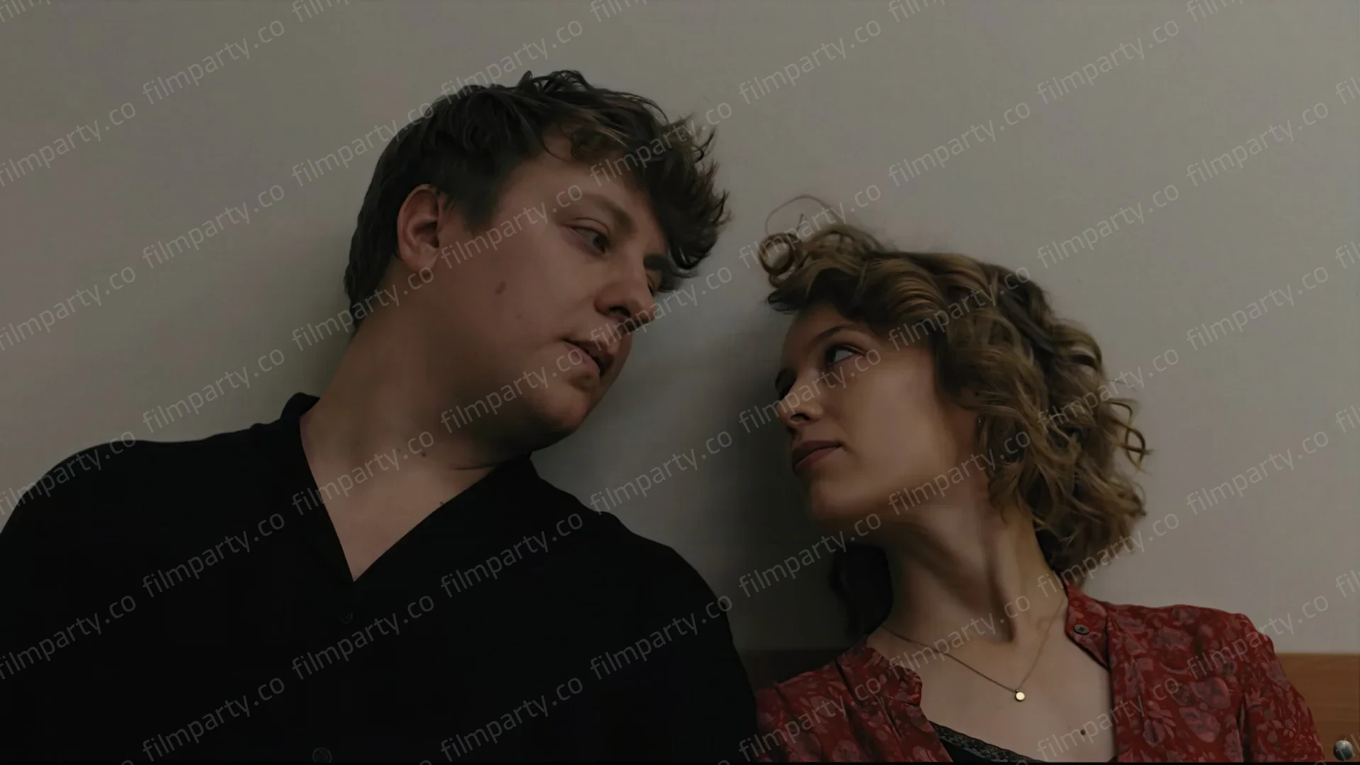پوستر فیلم آسمان سرخ (Afire 2023) - تماشای آنلاین و دانلود از فیلم پارتی