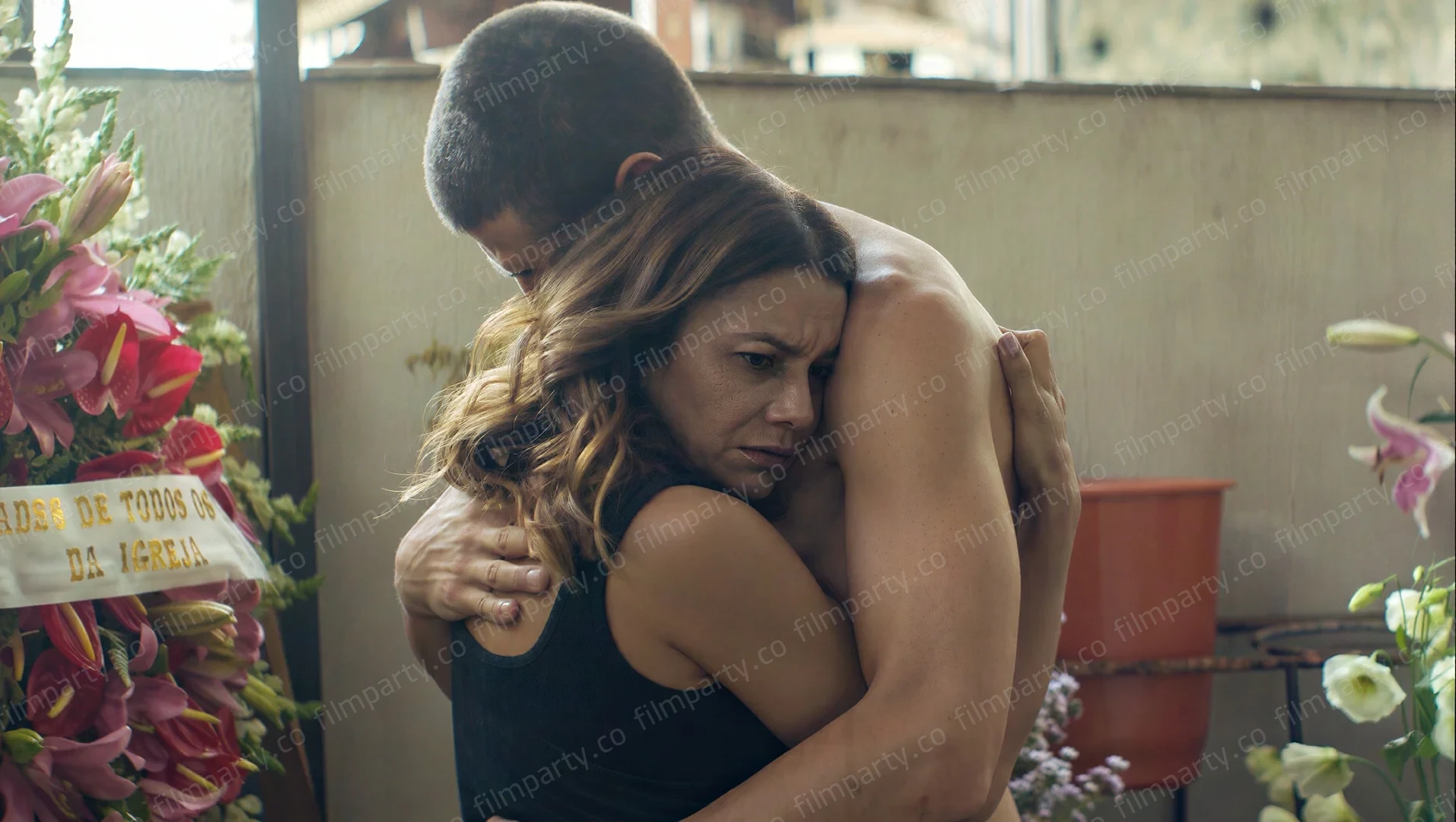 پوستر فیلم عشق الهی (Divine Love 2019) - تماشای آنلاین و دانلود از فیلم پارتی