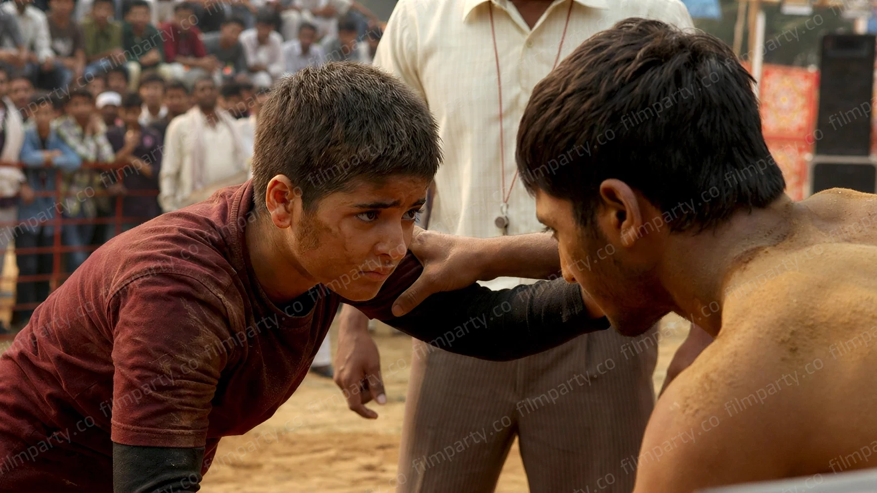 پوستر فیلم دنگل (Dangal 2016) - تماشای آنلاین و دانلود از فیلم پارتی