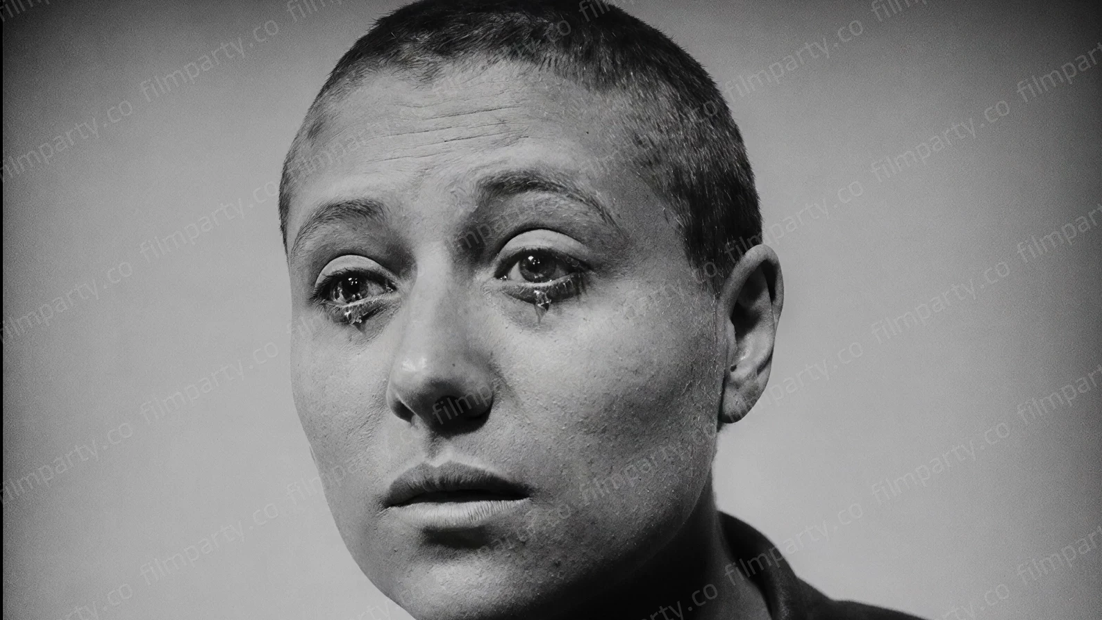 پوستر فیلم مصائب ژاندارک (The Passion of Joan of Arc 1928) - تماشای آنلاین و دانلود از فیلم پارتی