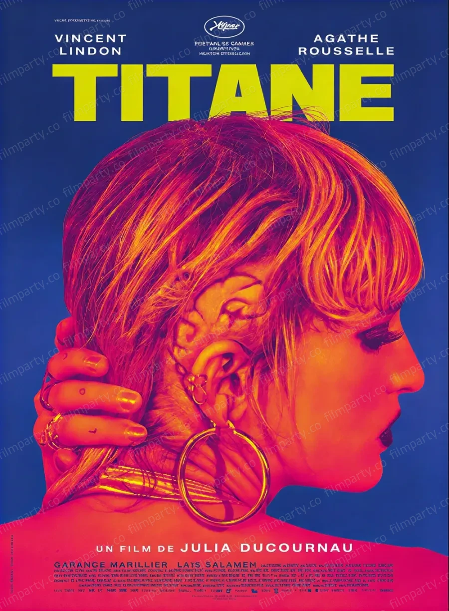 پوستر فیلم تیتان (Titane 2021) - تماشای آنلاین و دانلود از فیلم پارتی