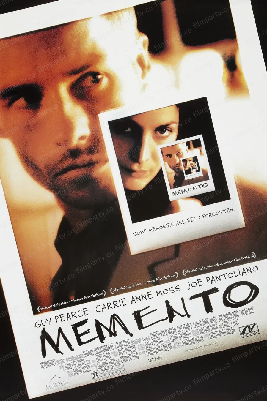 پوستر فیلم یادگاری (Memento 2000) - تماشای آنلاین و دانلود از فیلم پارتی
